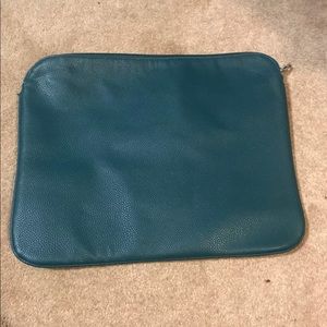 Savy Sleeve by Thirty One